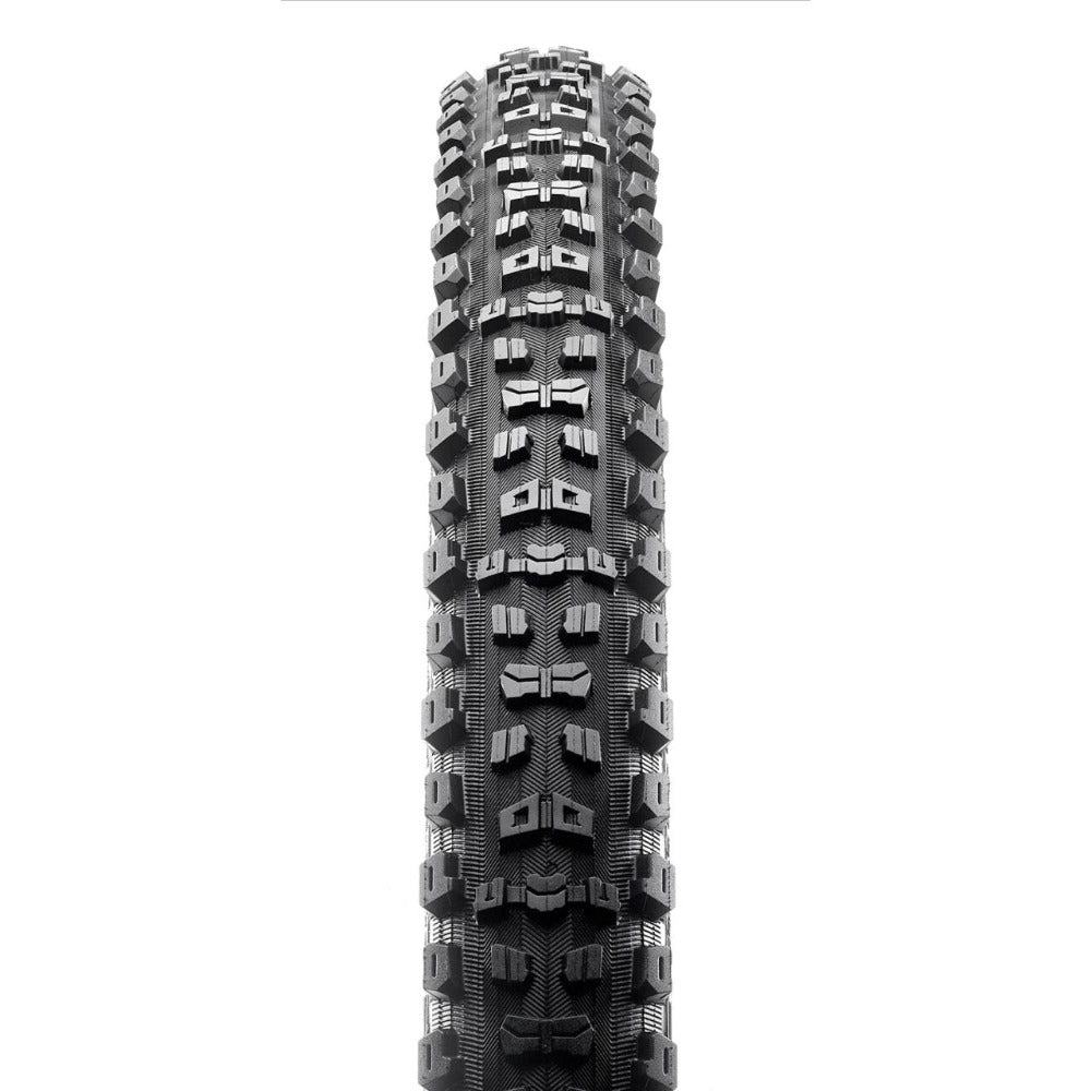 Maxxis Aggressor Tyre tread pattern
